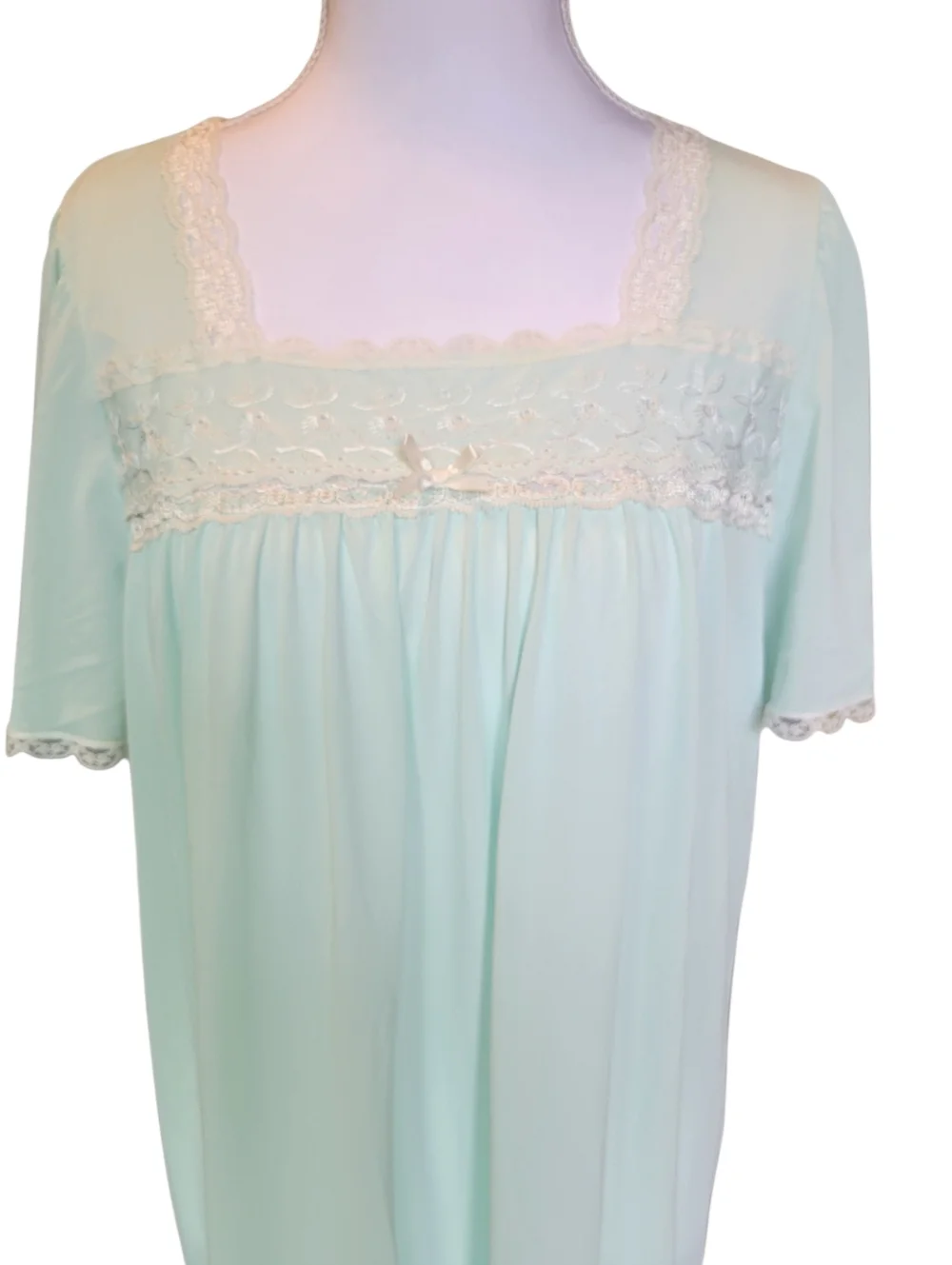 Vintage Amanda Stewart Blue Green Short Sleeve Square Neckline Nightgown